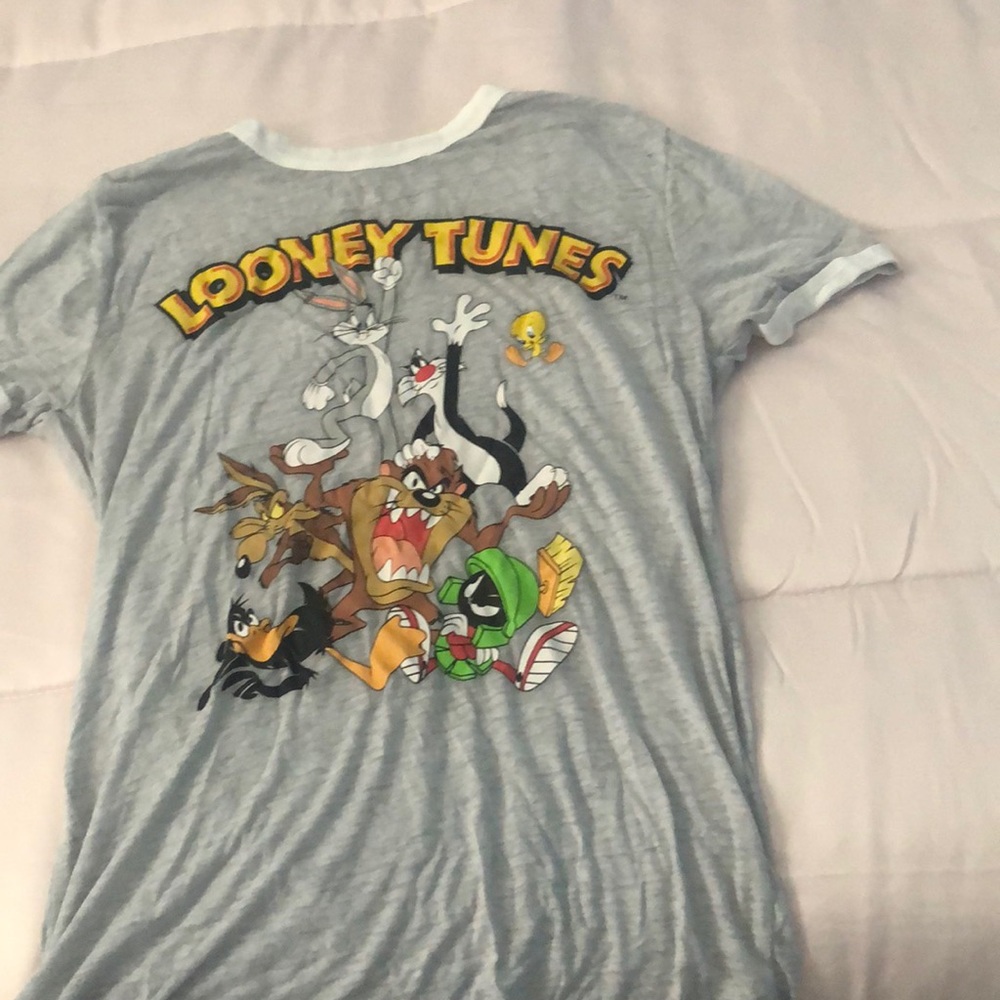 Looney tunes shirt